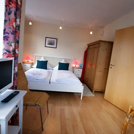 Seeblick 208: Lichtdurchflutet Mit Ostseeblick! Apartment Sassnitz